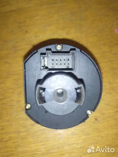 Переключатель света фар VW Touareg