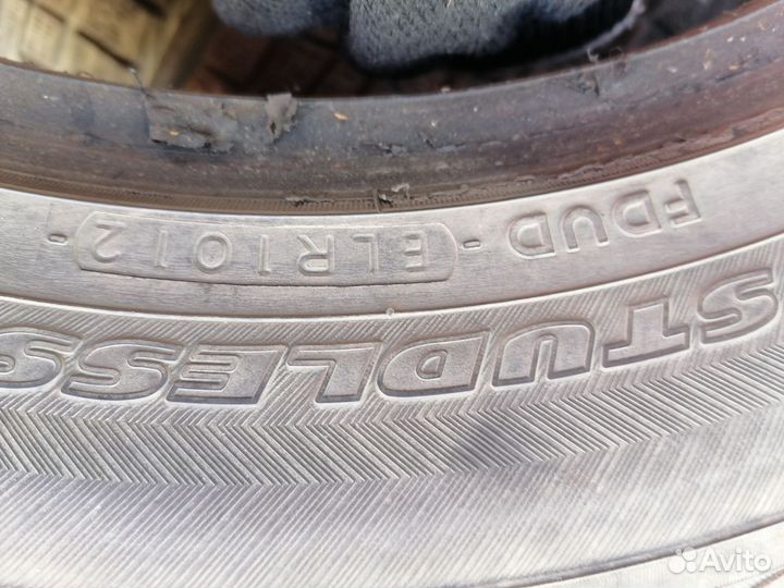 Yokohama Ice Guard IG30 215/55 R16 93Q