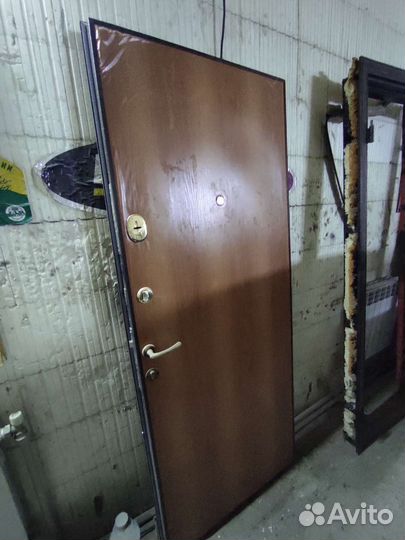 Дверь входная металлическая бу torex
