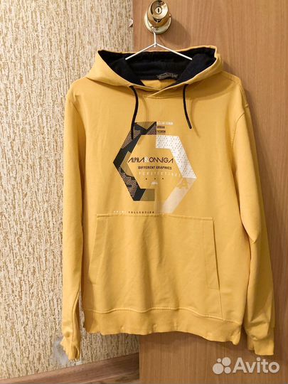 Толстовка мужская с капюшоном