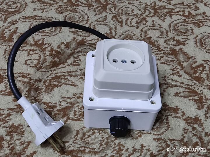 Понижающий регулятор напряжения 250-10.макс 2000вт