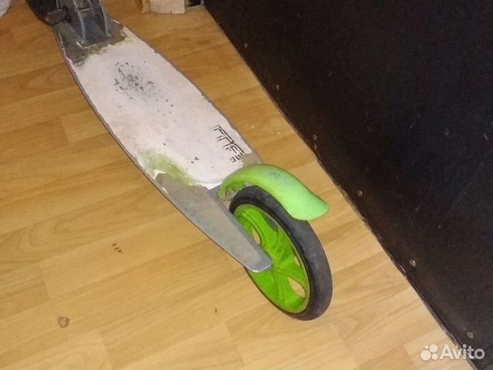 Самокат более 100кг. и с амортизатором до 80кг