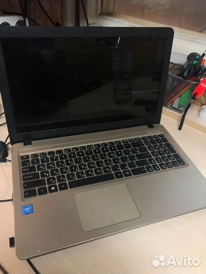 Ноутбук Asus x540s