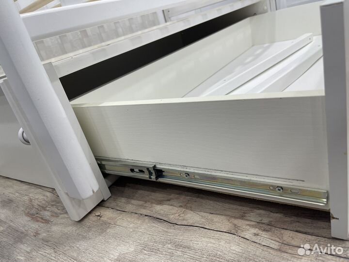 Кровать детская кроватка с матрасом бу