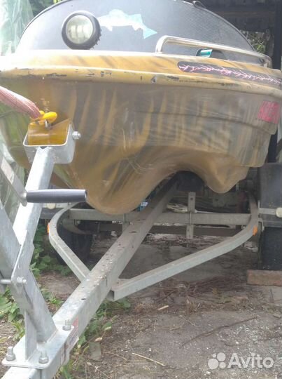 Лодка с прицепом