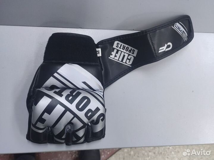 Перчатки MMA 