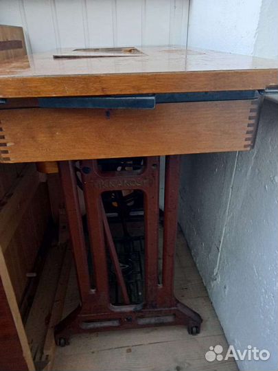 Швейная машинка ножная tikkakoski