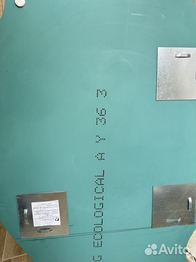 Зеркало настенное