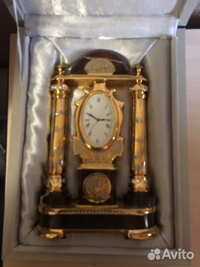 Часы настольные элитные