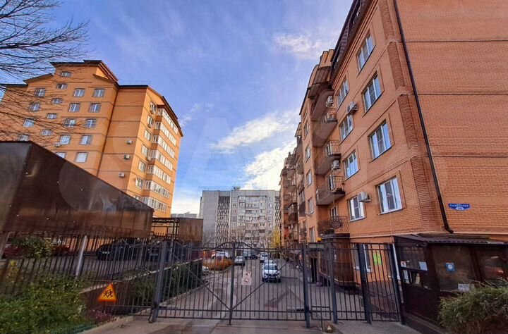 2-к. квартира, 77,2 м², 4/6 эт.