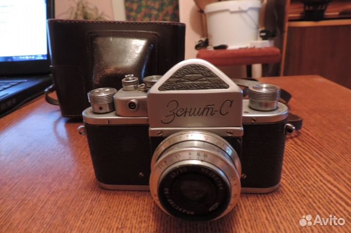 Фотоаппарат Зенит С.1955-1958 года выпуска