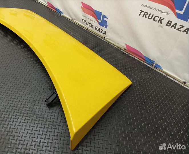 Спойлер кабины верхний Iveco Stralis