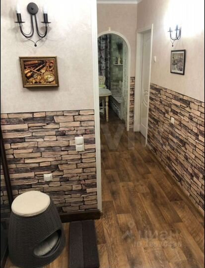 2-к. квартира, 48 м², 3/3 эт.