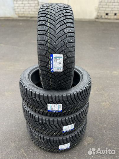 Michelin X-Ice North 4 245/45 R19