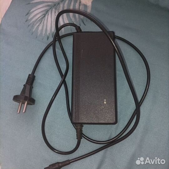 Зарядка для гироскутера