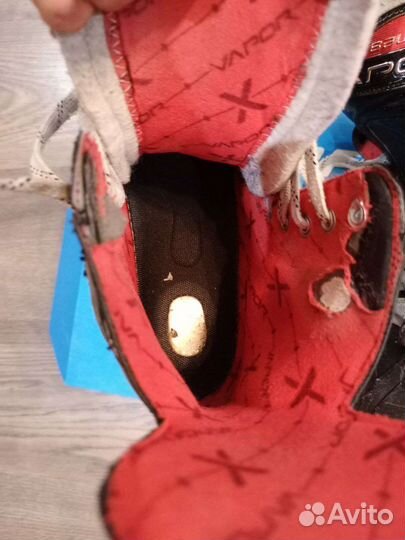 Коньки хоккейные, размер 8D