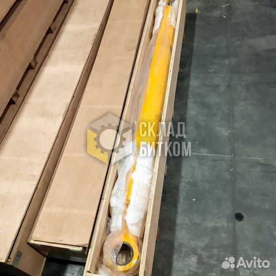 Гидроцилиндр стрелы Hyundai RC215C-7