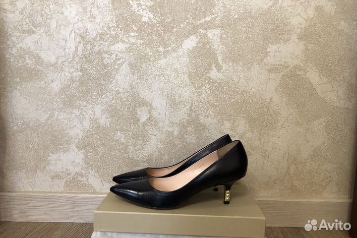 Туфли женские кожаные