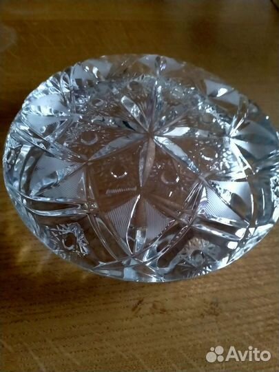 Хрустальная пепельница 60-80г