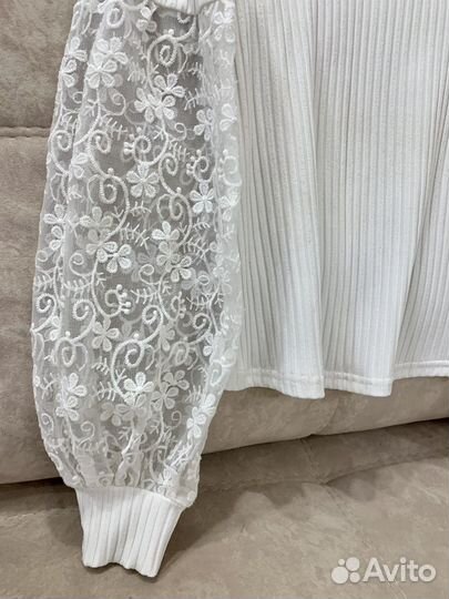 Кружевная блузка