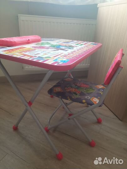 Детский стол и стул
