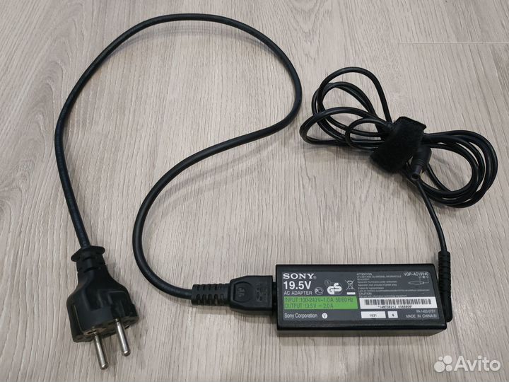 Блок питания для ноутбуков Sony vaio VGP-AC19V40