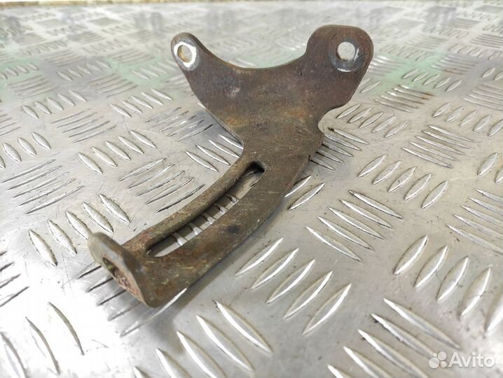 Кронштейн генератора Faw Vita