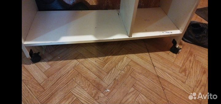 Компьютерный стол для тинейджера