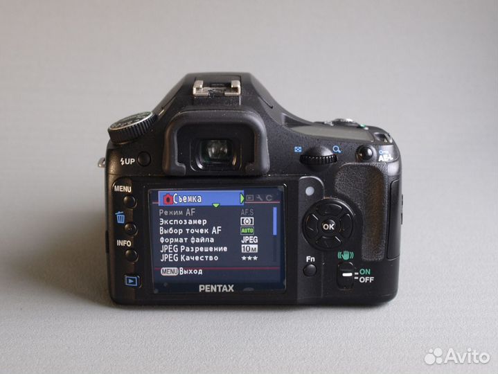 Pentax K 200