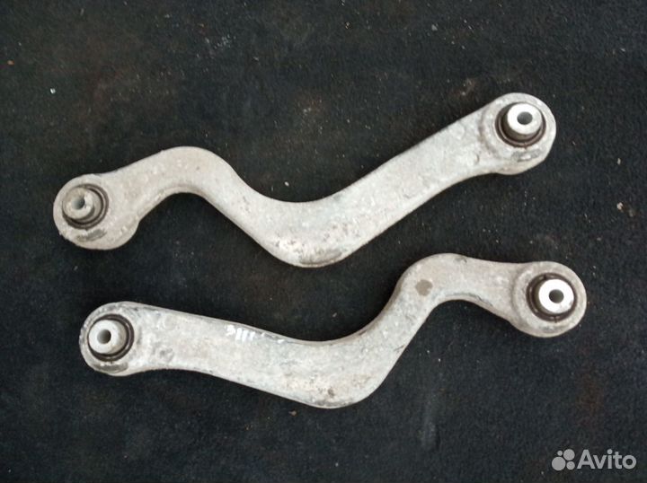 Рычаг задний верхний Discovery Sport L550 2014