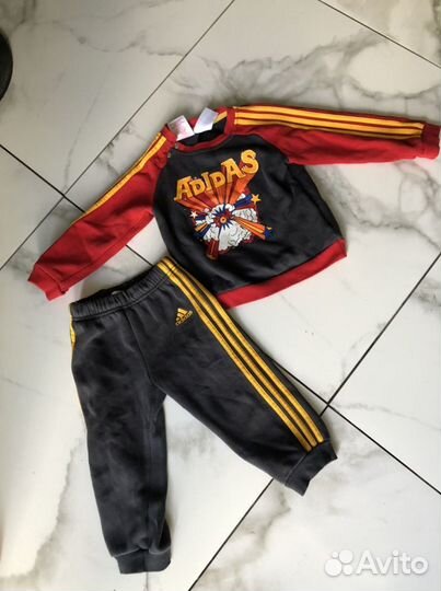 Спортивный костюм adidas детский