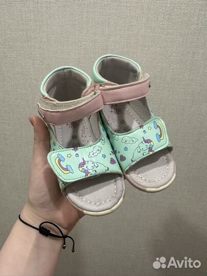 Сандали для девочки 22 р