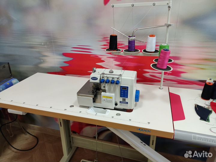 Промышленный оверлок juck JK-757D-516M2-55 компл