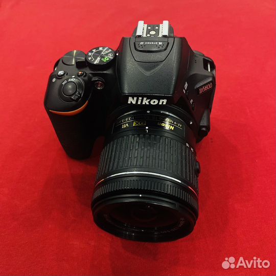 Nikon D5600 Kit 18-55mm VR AF-P