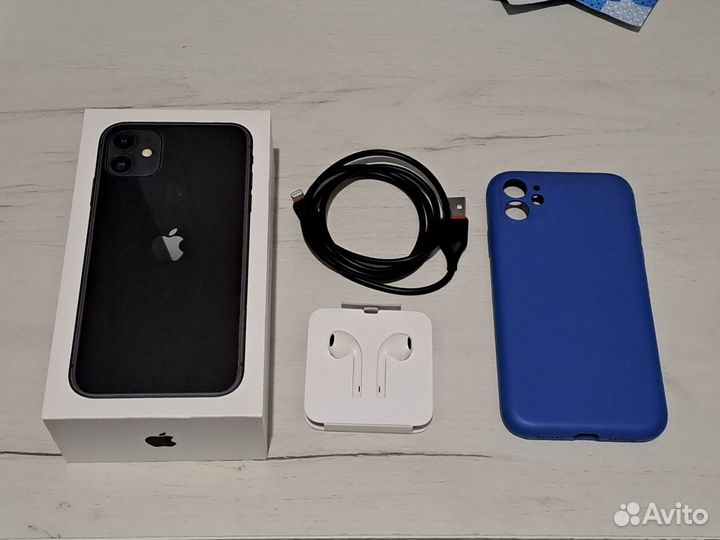 iPhone 11, 64 ГБ