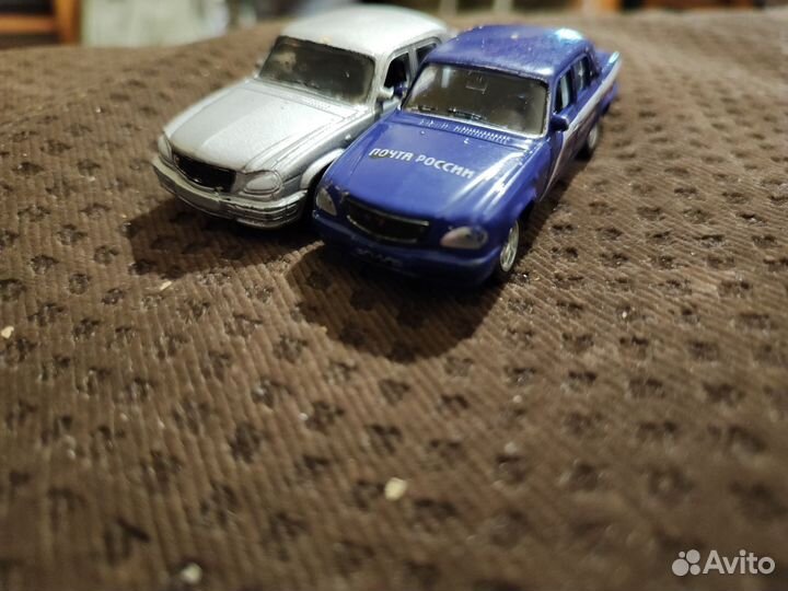 8 лот моделек бронь