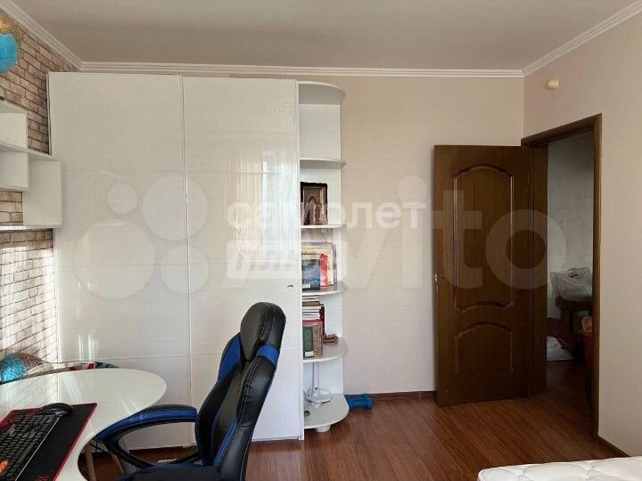 3-к. квартира, 76 м², 4/16 эт.