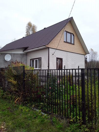 Дом 180 м² на участке 35 сот.