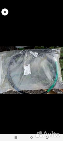 Трос ручного тормоза Ford Fiesta