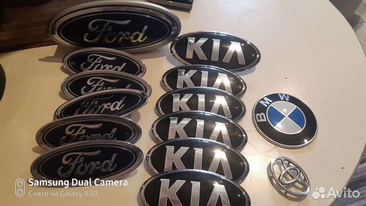 Шильда,Эмблема киа,форд,ауди,BMW,шевроле,тойота
