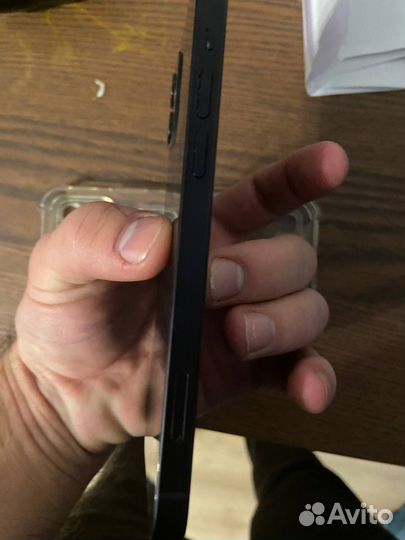 iPhone 12, 64 ГБ