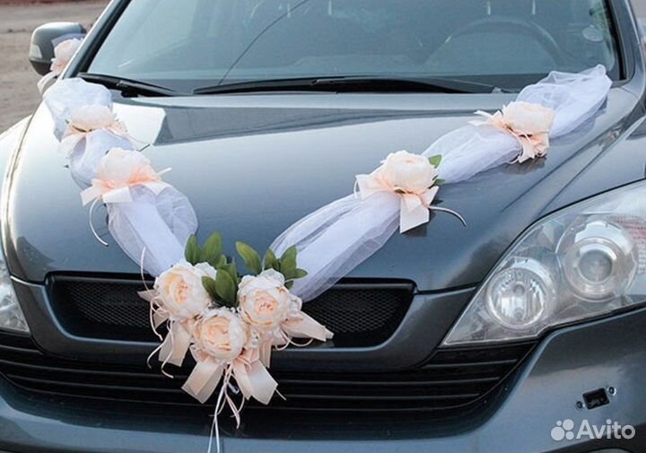 Свадебные украшения на машину