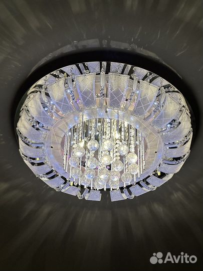 Люстра потолочная