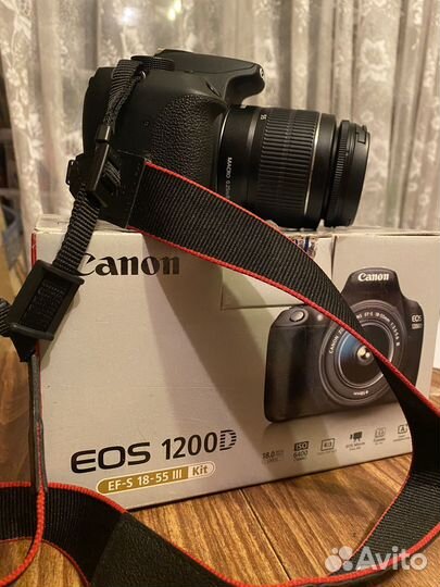 Зеркальный фотоаппарат canon 1200d