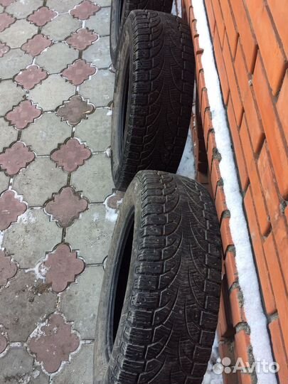 Pirelli Carrier Winter 225/65 R17