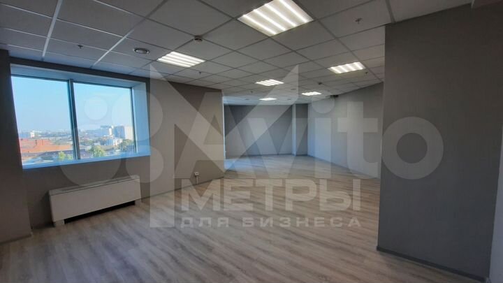 Офис в бизнес-центре