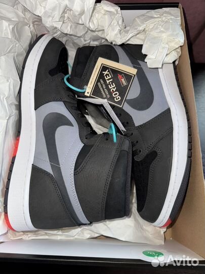 Air Jordan 1 high Gore tex Bred 9,5 US