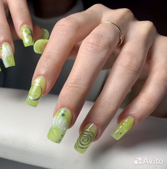 Мастер маникюра