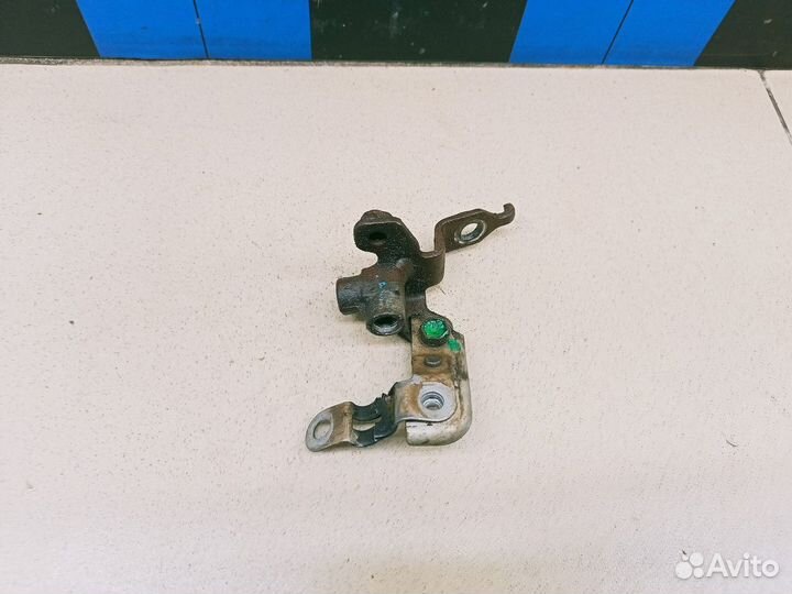 Распределитель тормозных сил Land Cruiser (150) -P