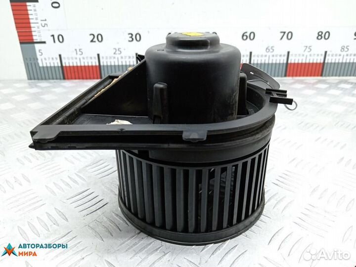 Моторчик печки Volkswagen Golf 3 1999 1J1819021C
